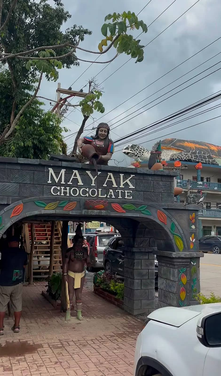 Private Roatan Discovery: Wildlife, Culture & West Bay photo 3
