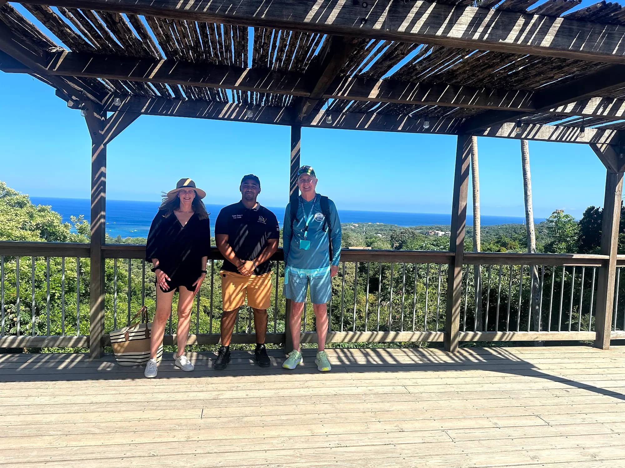 Roatan Highlights: Wildlife, Chocolate & Rum photo 2