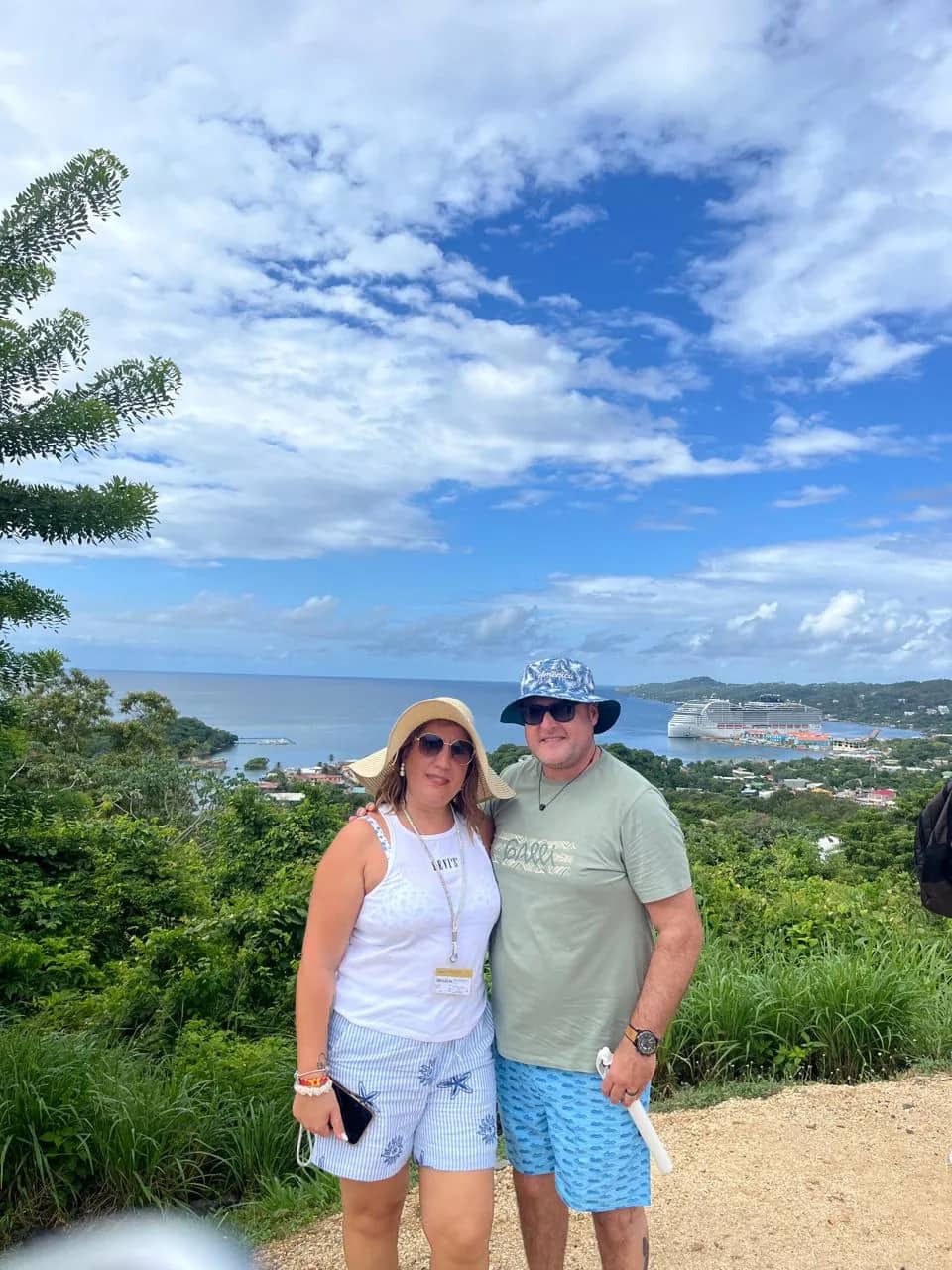 Full Roatan Island Tour — West to East photo 3